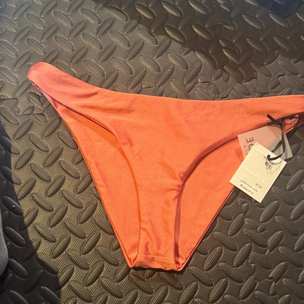 JADE SWIM • NWT $90 USD Most Wanted Bikini Bottom RW1 - Picture 8 of 8